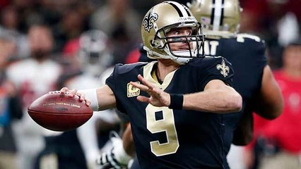 Brees maneuvers in pocket, hits Fleener for 33 yards