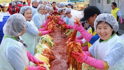 [좋은뉴스] 시내버스 기사들, 8년째 ‘사랑의 김장' / YTN