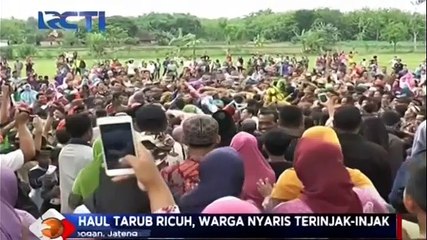 Rebutan Tumpeng Ricuh, Warga Nyaris Terinjak-injak