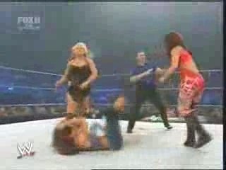 Smackdown 16 11 07  Beth & Victoria vs Mickie & Torrie