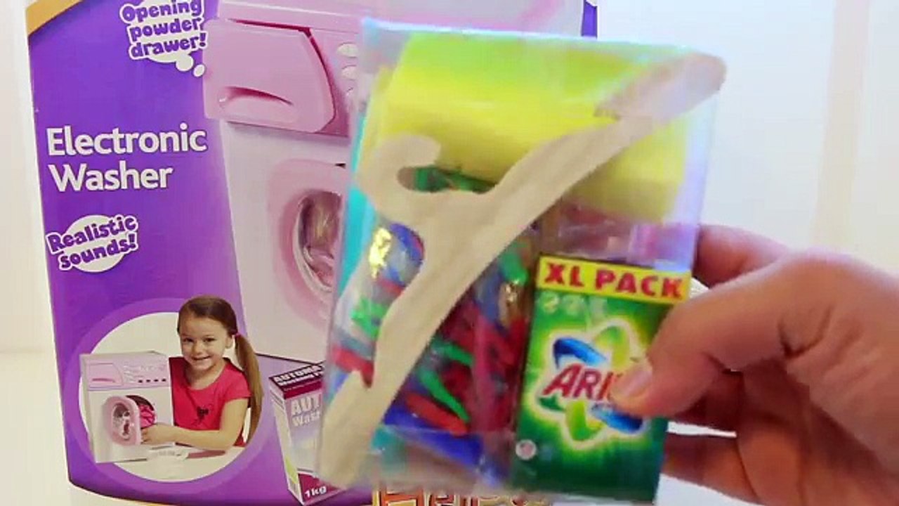 ملابس باربى و لعبة الغسالة لعبة مسلية للبنات - Washing Machine With Barbie Playtoys for Girls