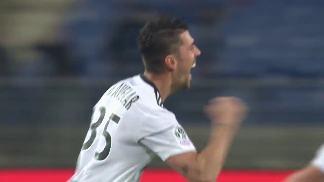 But Danilo AVELAR (88')