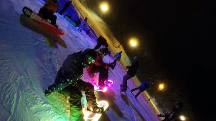 Faites du Snowboard de nuit avec des LED sur votre board !