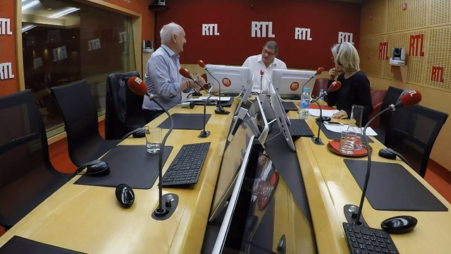 Nicolas Domenach : Les femmes ministres, stars du gouvernement