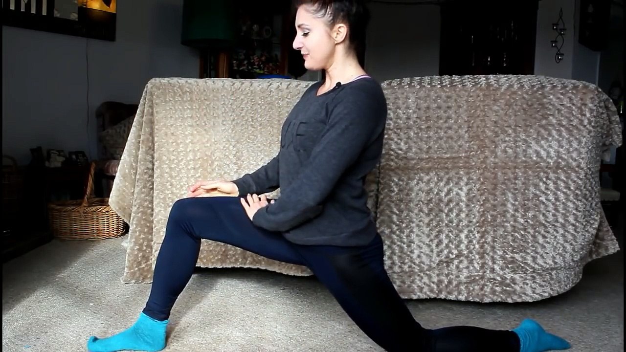 HOW TO DO THE SPLITS (if youre unflexible)