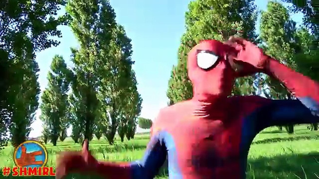 Frozen Elsa KIDNAPPED by Bad Baby Joker! w SPIDERMAN & Bad Joker Sumo Suit Toys! Superhero Fun IRL