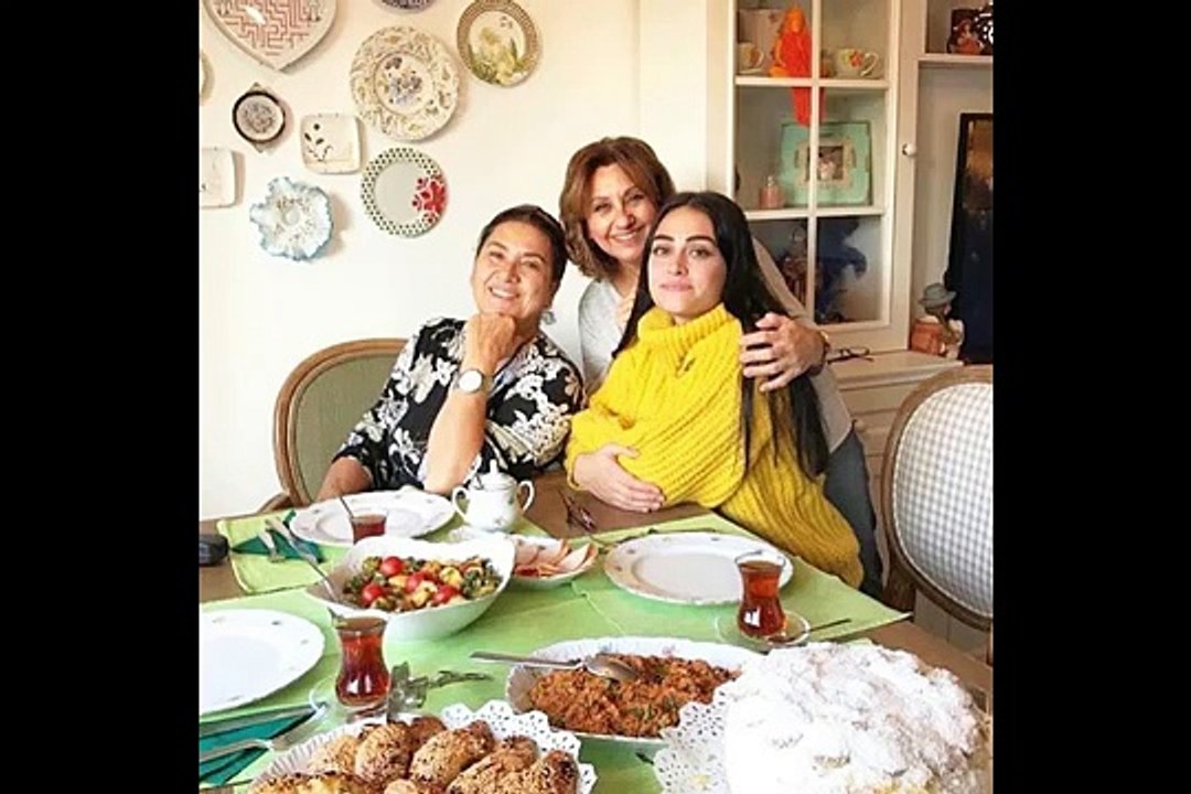 صور جديده لابطال قيامة ارطغرل خارج الكواليس
