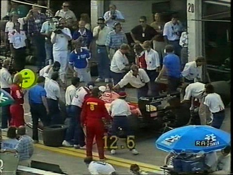 GP AUT87: Sorpasso di Mansell a N. Piquet, pit stop di N. Piquet, Prost, Mansell, Alboreto e A. Senna e sosta di T. Fabi
