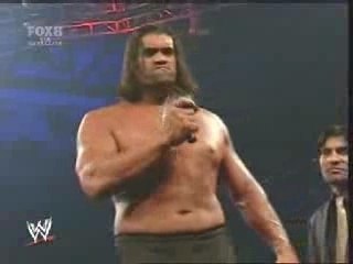 Smackdown 16 11 Hornswoggle & The Khali official Weigh In