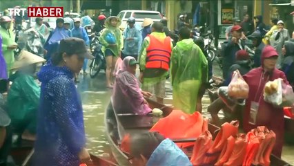 Vietnam'ı 'Damrey tayfunu' vurdu