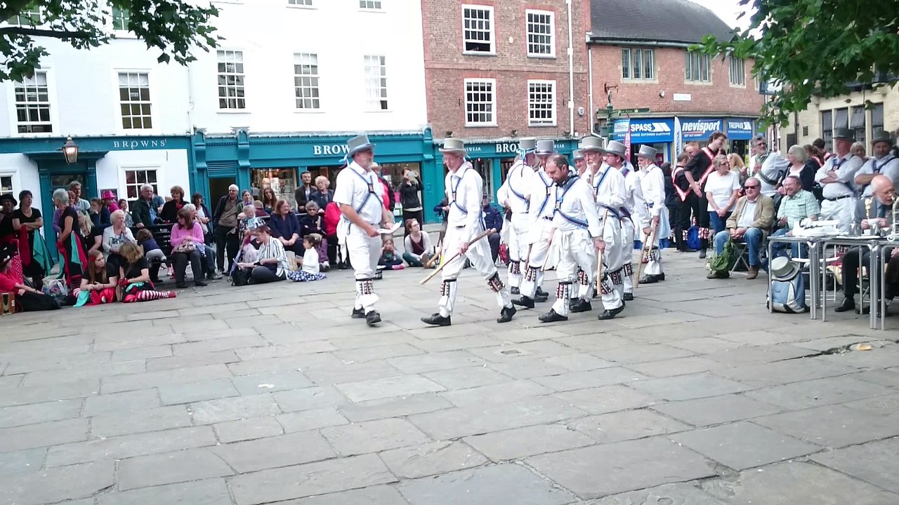 MORRIS DANCERS vid 29