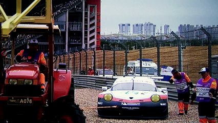 Porsche 919 Hybrid taking the triple in the WEC at Shanghai International Circuit