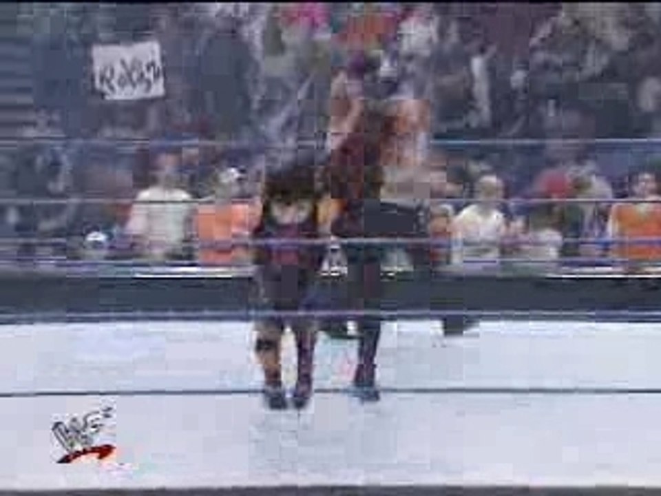 WWE 2001 - Smackdown! - kane & undertaker - Hardcore Match