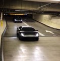 La Lamborghini na pas besoin de payer ses parkings