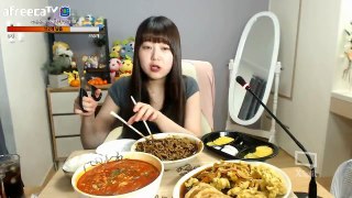 혜자스러운 왕 육개장에 짜장면 탕수육 먹방 mukbang 볼빨간효닝