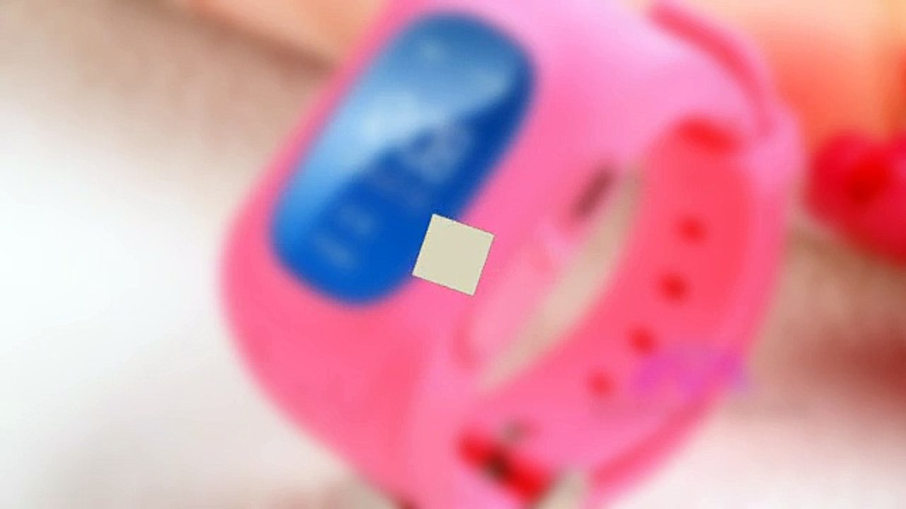 2017 OLED HD Screen Smart Safe GPS GSM SOS Call Location Locator Tracker Watch Wristwatch for Kids Child Anti-Lost Monit