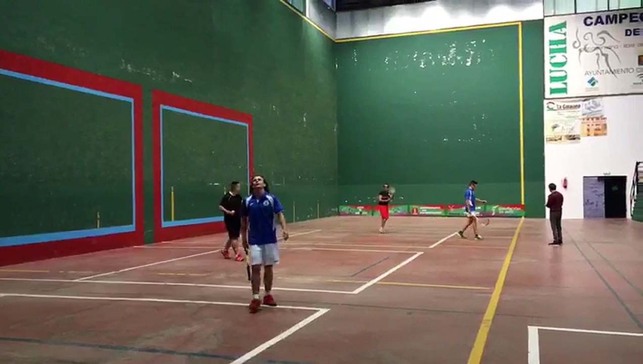 Frontenis open de Torredelcampo pareja madrileña vs pareja de andalucia parte 1