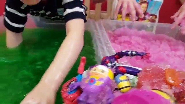 Gross Gelli Gooey Slime Baff Toy Challenge/ Gumball Sour Candy Surprise Toys /Disney Toys