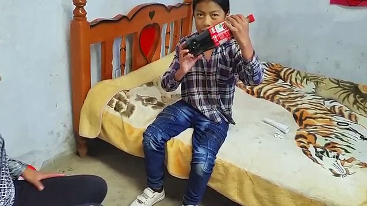 BROMA COCA COLA + MENTOS || FERNANDO OTAVALO