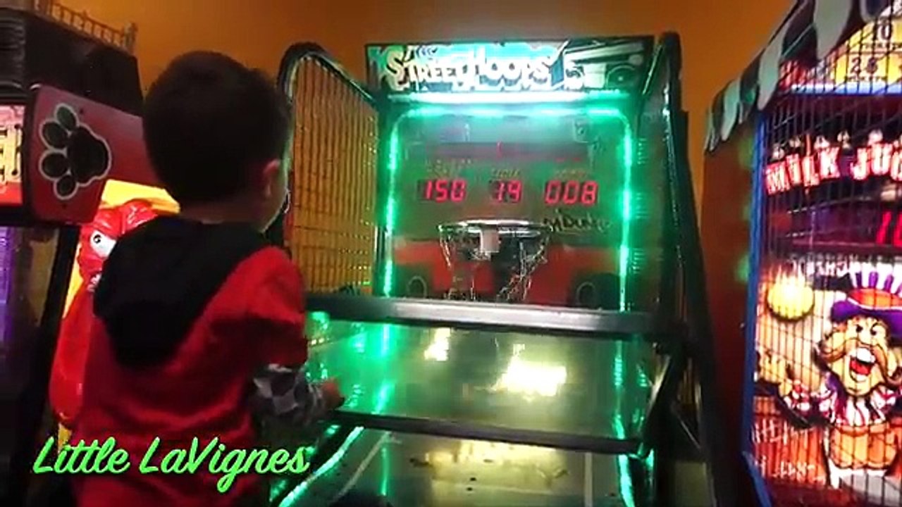 Chuck E Cheese Family Fun Indoor Games for Kids Children Play Area + HUGE RIDE ON TRAIN!