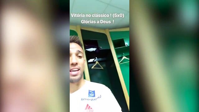 Les terribles insultes des joueurs lyonnais sur les stéphanois dans leur vestiaire !