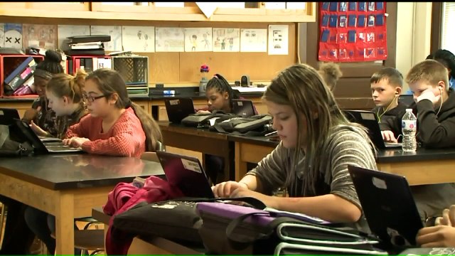 Iowa School Creates App to Help Communication Between Parents, Educators