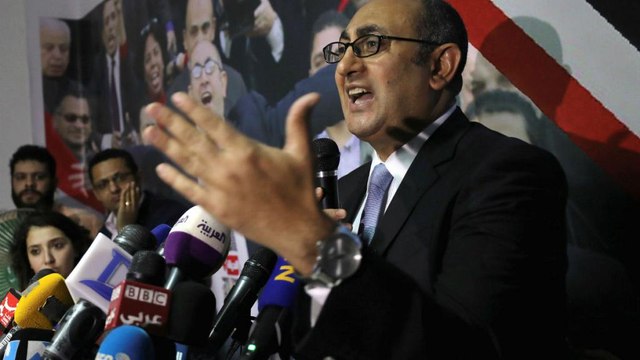 Egyptian opposition lawyer to bid for presidency