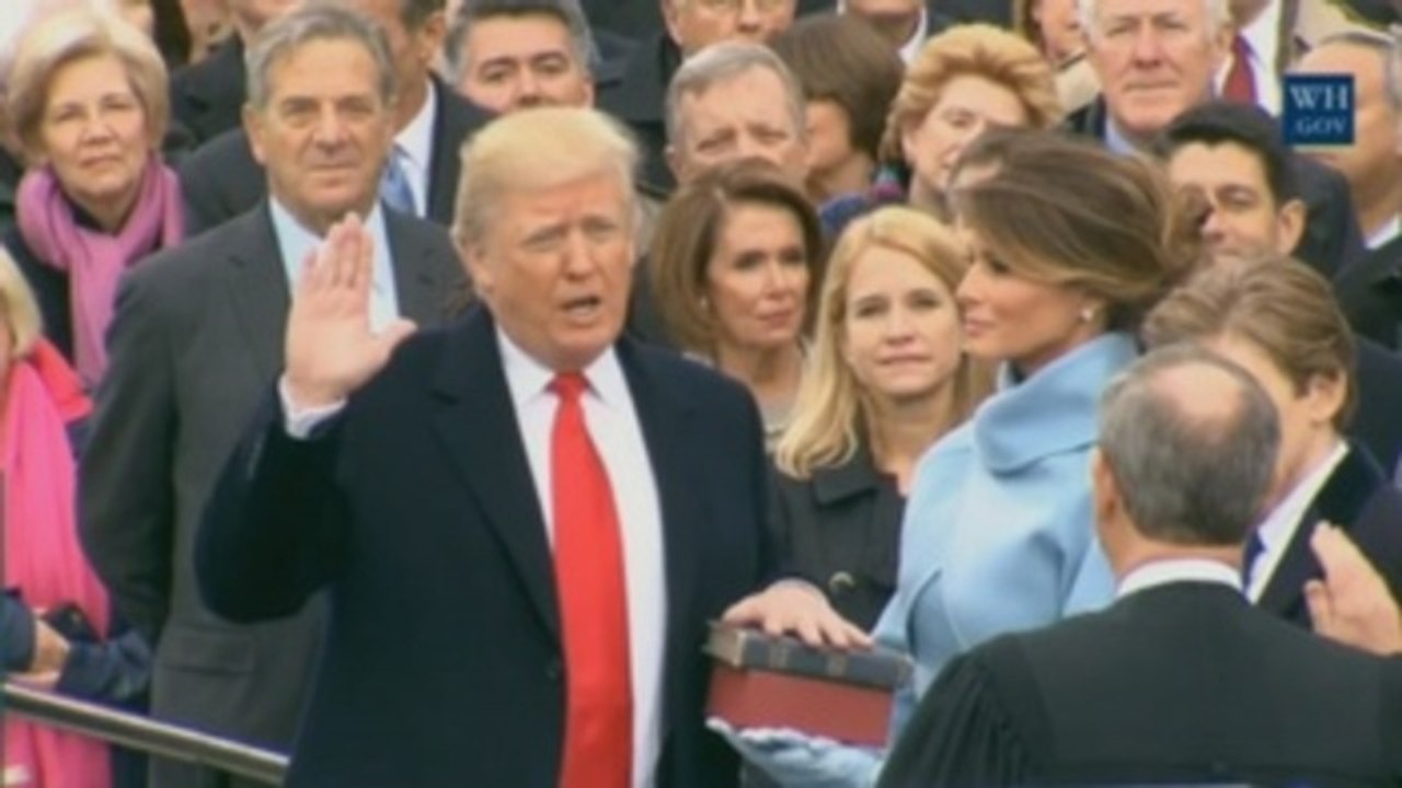 Trump cosecha récords de impopularidad un año después de victoria electoral