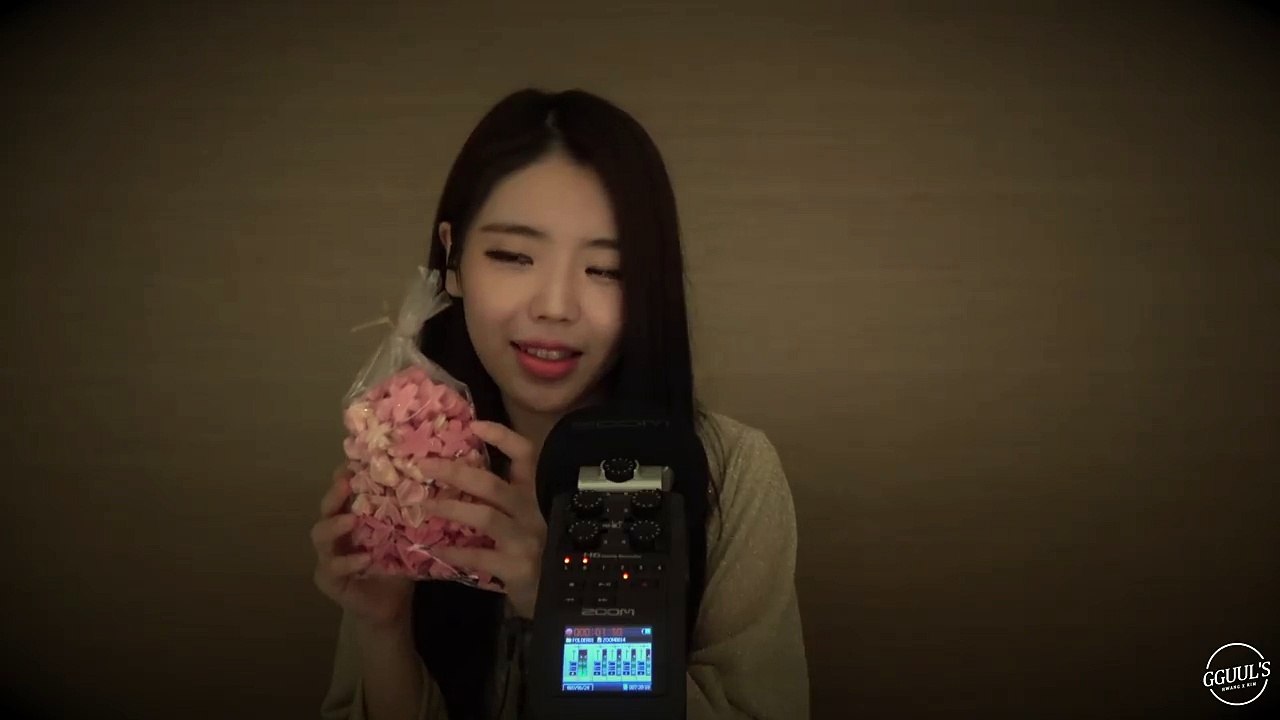 벚꽃 머랭쿠키 이팅사운드 [asmr 한국어] Eating sound Meringue Cookies no talking 노토킹