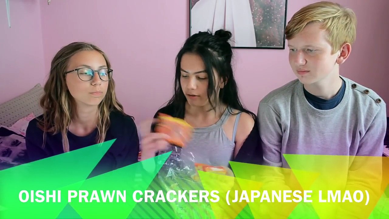 TRYING FILIPINO SNACKS