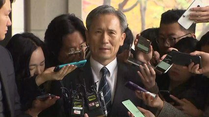 '軍 정치공작' 김관진 前 장관, 검찰 출석 / YTN
