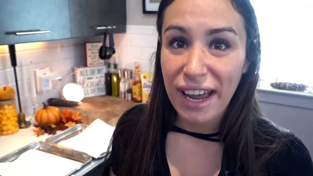 4 POUND BACON EGG & CHEESE BISCUITS + EATING COMPETITION