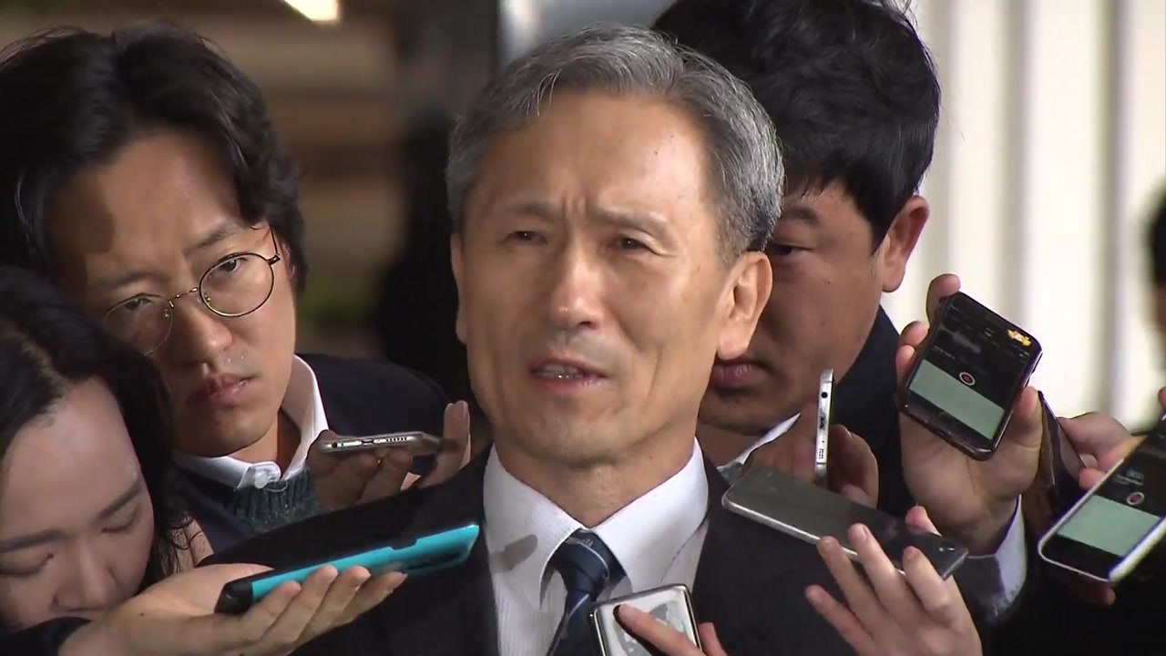 김관진 前 장관 소환..."본연 업무 수행 위해 최선" / YTN