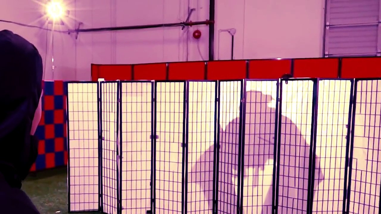 "Shoot The Ninja Behind The Paper Wall" Challenge!!