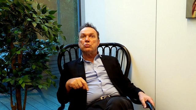 Julien Lepers présentera le gala d’ouverture du Festival international du film de comédie de Liège