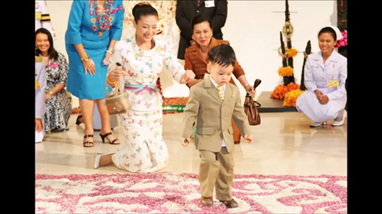 ภาพประทับใจของ องค์ที กับ พระมารดาศรีรัศมิ์ มิอาจลืม