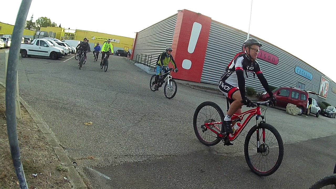 Rando du lèz les vètètiste :traverse la route;il faut les diriger au rond point batkor ;manque de bènèvole :a voir pour 2018