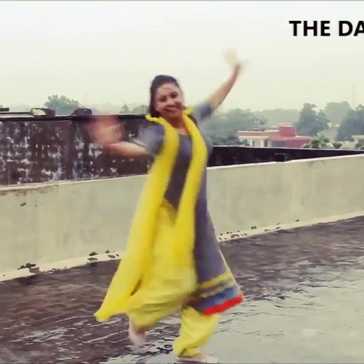 Deshi girl dance