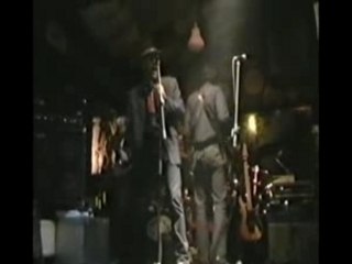 Please don't touch DSW auverggne