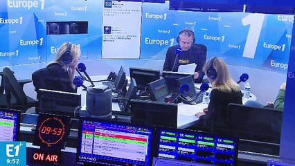 Communication de François Hollande : l'ancien président tente de reconstruire son image désastreuse