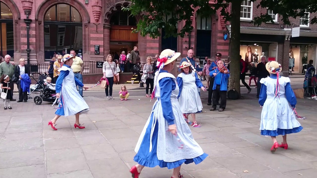 MORRIS DANCERS vid 39