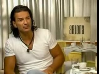 Arjona - Compone una cancion inedita