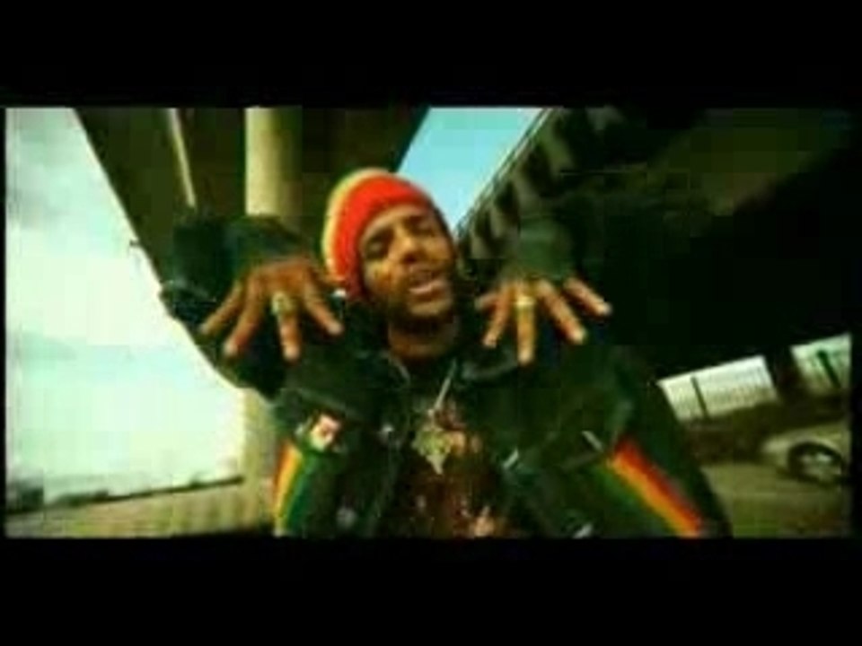 Soprano Ft Blackos - Ferme les Yeux (CLIP COMPLET) Rap2fr.fr