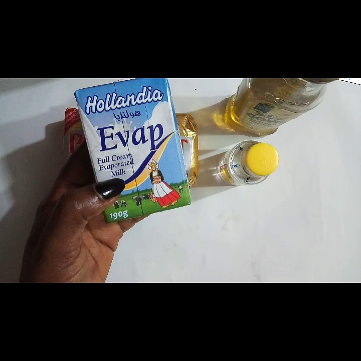 Butter hair mask for dry and frizzy hair.