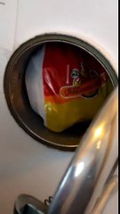 Dans ta ventilation un sac poubelle flotte tranquillement !