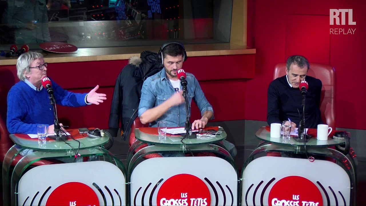 Qu'est-ce qu'un arrière latéral sur un terrain de foot ?