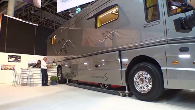 Un camping-car à plus de 1.4 millions d’euros... Mieux qu'une maison!