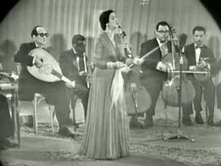 Oum Kalthoum : Hayarti Albi Ma'ak (part2)