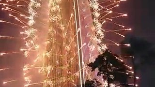 Amazing Fire Works at Burj al Khalifa Dubai 2017 latest