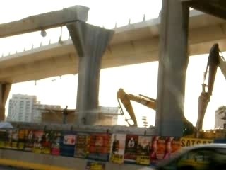 La grignoteuse de passerelle